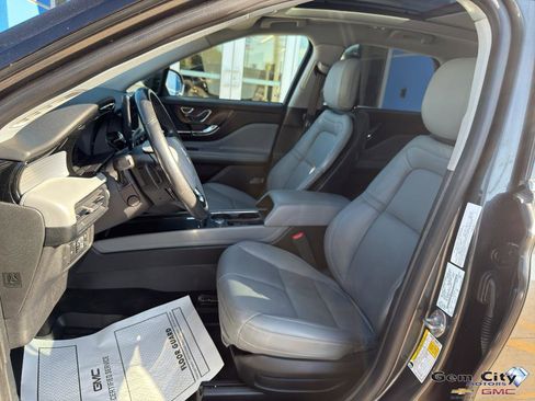 Used 2020 Lincoln Corsair Reserve w/ Equipment Group 201A image 16