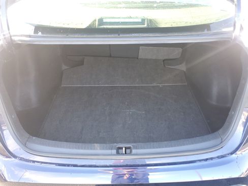 Used 2021 Toyota Corolla SE FWD image 7