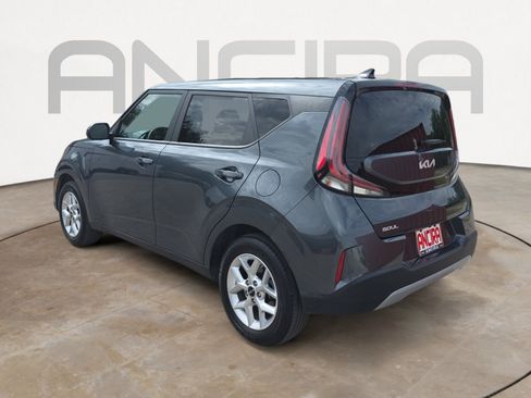 Certified 2025 Kia Soul LX w/ LX Technology Package FWD image 6