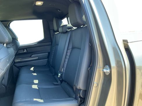 Used 2025 Toyota Tacoma TRD Off-Road w/ TRD Off Road Premium Package AWD/4WD image 12