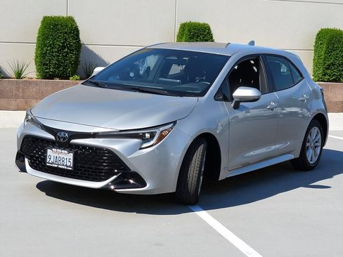 Used 2024 Toyota Corolla SE image 6