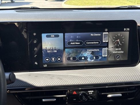 Used 2025 Nissan Kicks SR AWD/4WD image 4