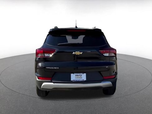 Used 2025 Chevrolet TrailBlazer LT image 12