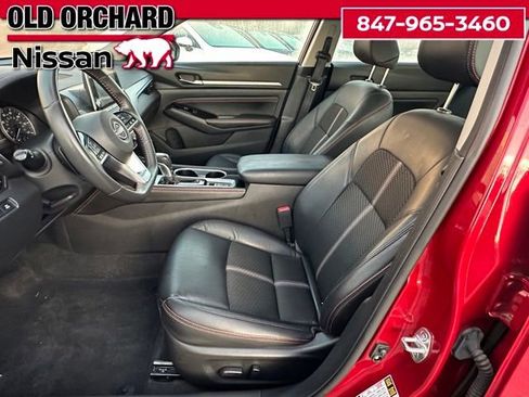 Used 2023 Nissan Altima 2.5 SR image 13