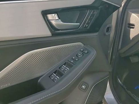 Used 2023 Acura MDX SH-AWD w/ Technology Package image 14