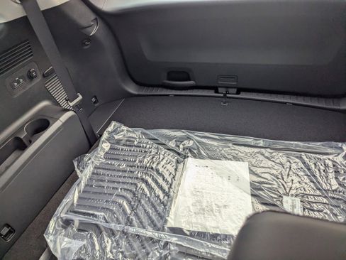 New 2026 Kia Sorento X-Line EX image 6