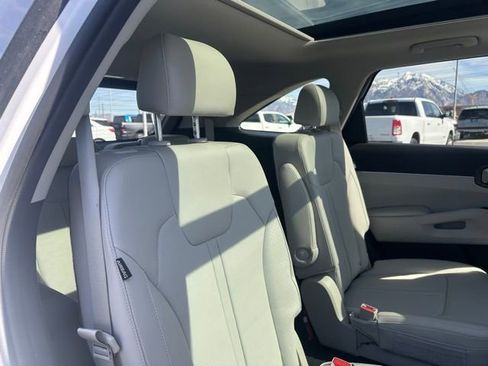 Used 2024 Kia Sorento X-Line EX image 15