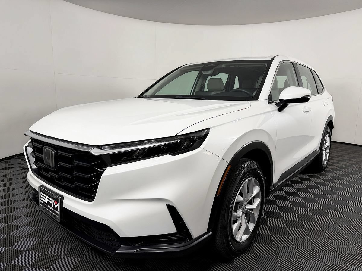 Used 2023 Honda CR-V LX image 2