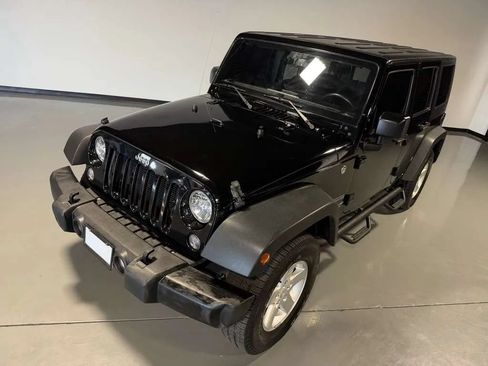 Used 2016 Jeep Wrangler Unlimited Sport w/ Quick Order Package 24S AWD/4WD image 35
