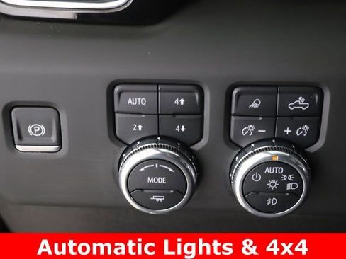 Used 2025 GMC Sierra 2500 Denali Ultimate w/ Snow Plow Prep/Camper Package image 22