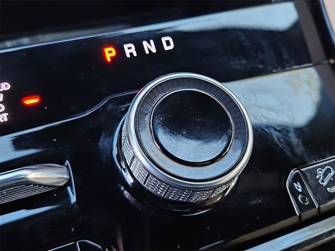 Used 2022 Jeep Grand Cherokee Limited 4xe image 19