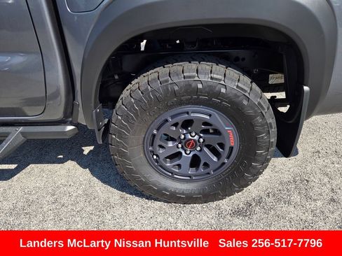 Used 2026 Nissan Frontier PRO-4X w/ Pro-4x Convenience Package AWD/4WD image 12