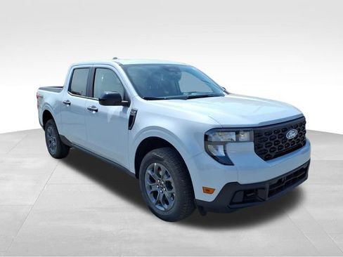 New 2026 Ford Maverick XLT w/ XLT Luxury Package AWD/4WD image 14