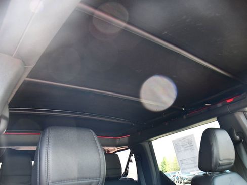 Used 2024 Ford Bronco Black Diamond AWD/4WD image 17