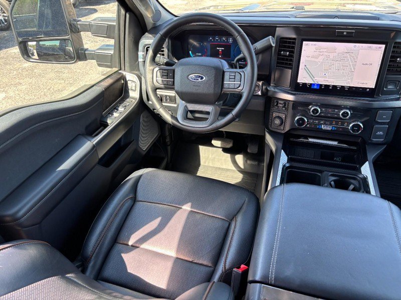 Used 2025 Ford F350 Lariat AWD/4WD image 13