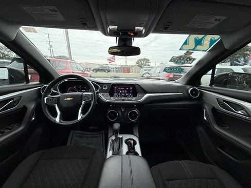 Used 2022 Chevrolet Blazer LT image 8