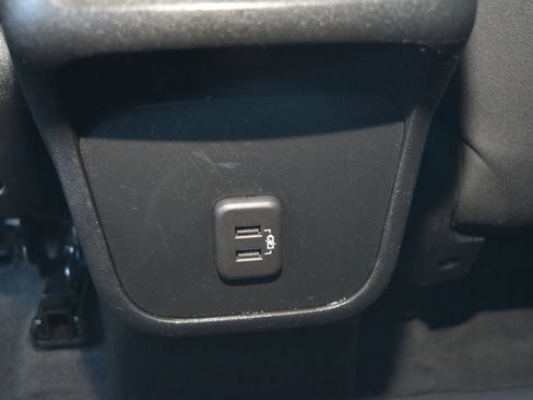 Used 2020 Chevrolet Equinox LT image 16