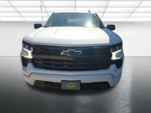Used 2025 Chevrolet Silverado 1500 RST AWD/4WD image 2