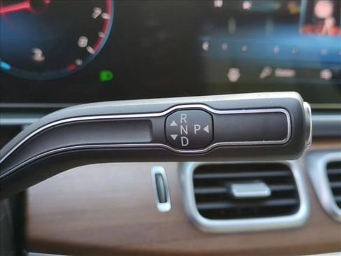 Used 2022 Mercedes-Benz GLE 350 image 12