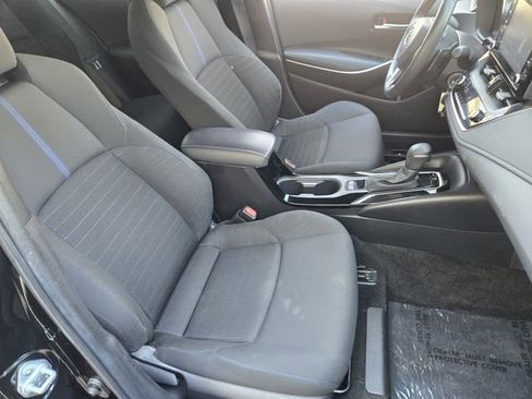 Used 2022 Toyota Corolla SE image 9