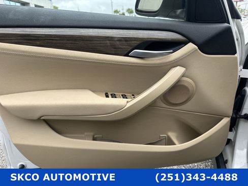 Used 2015 BMW X1 xDrive28i w/ Premium Package image 12
