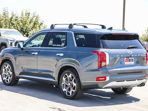 Used 2021 Hyundai Palisade Calligraphy w/ Cargo Package AWD/4WD image 7