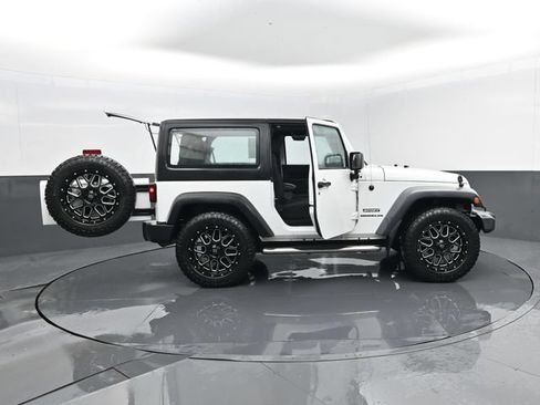 Used 2015 Jeep Wrangler Sport w/ Quick Order Package 24S AWD/4WD image 26