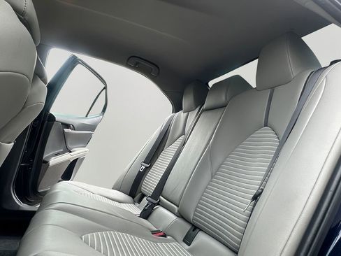 Used 2022 Toyota Camry SE FWD image 24