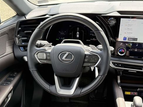 New 2026 Lexus RX 450h AWD image 9