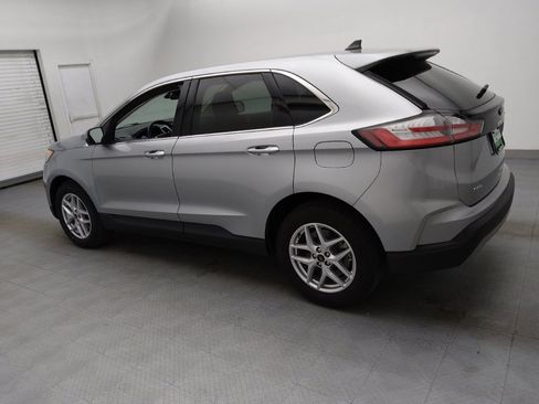 Used 2024 Ford Edge SEL image 3