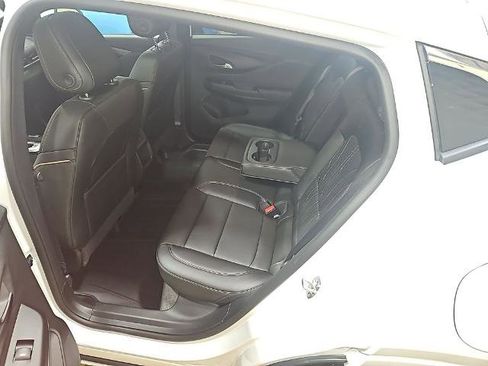 New 2026 Buick Envista Avenir image 21