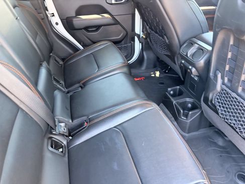 Used 2022 Jeep Gladiator Mojave w/ LED Lighting Group AWD/4WD image 13