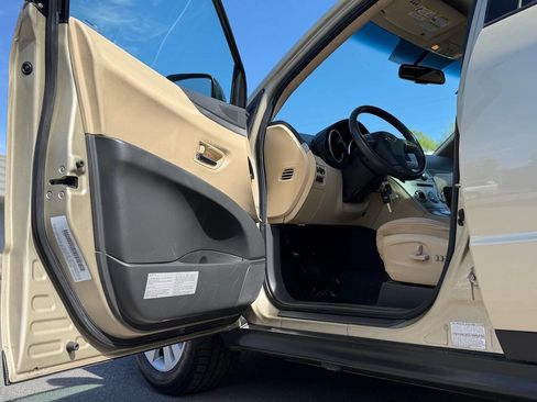 Used 2008 Subaru Tribeca Limited image 49