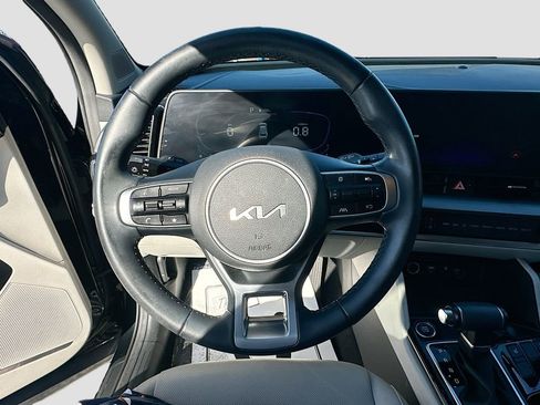 Certified 2023 Kia Sportage EX FWD image 11