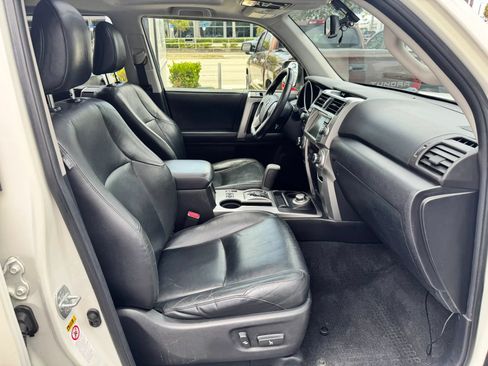 Used 2013 Toyota 4Runner Limited AWD/4WD image 22