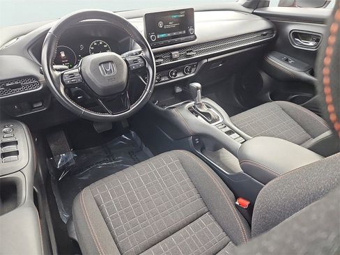 Certified 2025 Honda HR-V Sport image 3