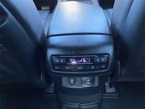 Used 2025 Hyundai Palisade Calligraphy image 25