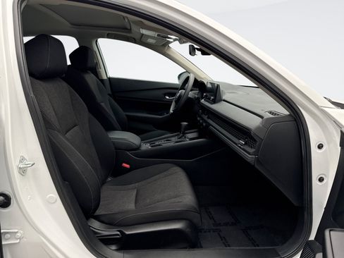 Used 2024 Honda Accord EX image 9