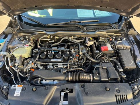 Used 2019 Honda Civic Touring image 19