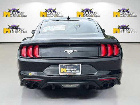 Used 2023 Ford Mustang Coupe RWD image 6