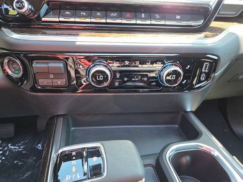New 2026 GMC Sierra 1500 Elevation w/ Elevation Premium Package AWD/4WD image 39