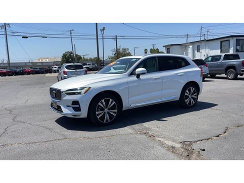 Used 2023 Volvo XC60 B5 Plus w/ Climate Package AWD/4WD image 7