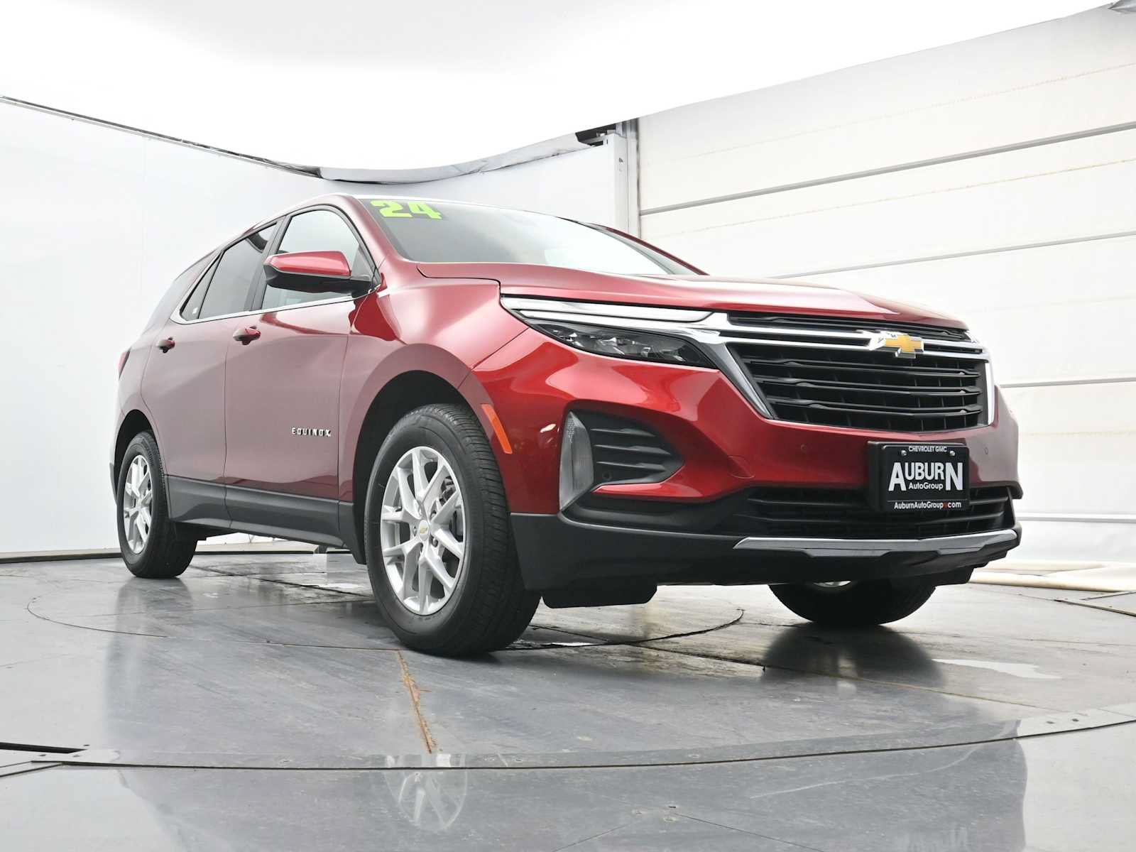 Used 2024 Chevrolet Equinox LT AWD/4WD image 19