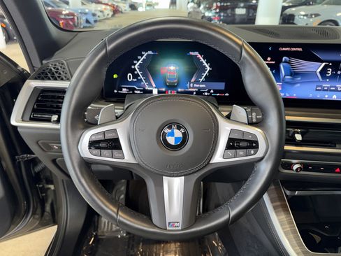 Used 2026 BMW X5 sDrive40i w/ M Sport Package RWD image 21