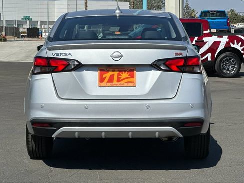 Used 2024 Nissan Versa SR FWD image 4