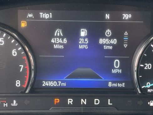Used 2022 Ford Explorer XLT w/ Equipment Group 202A AWD/4WD image 16