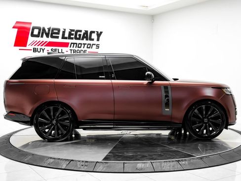 Used 2023 Land Rover Range Rover SV AWD/4WD image 5