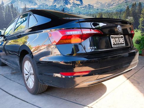 Used 2019 Volkswagen Jetta S w/ Driver Assistance Package FWD image 12