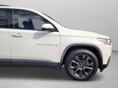 Used 2020 Chevrolet Traverse RS image 19