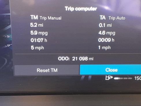 Certified 2023 Volvo XC60 B5 Plus w/ Protection Package Premier image 30